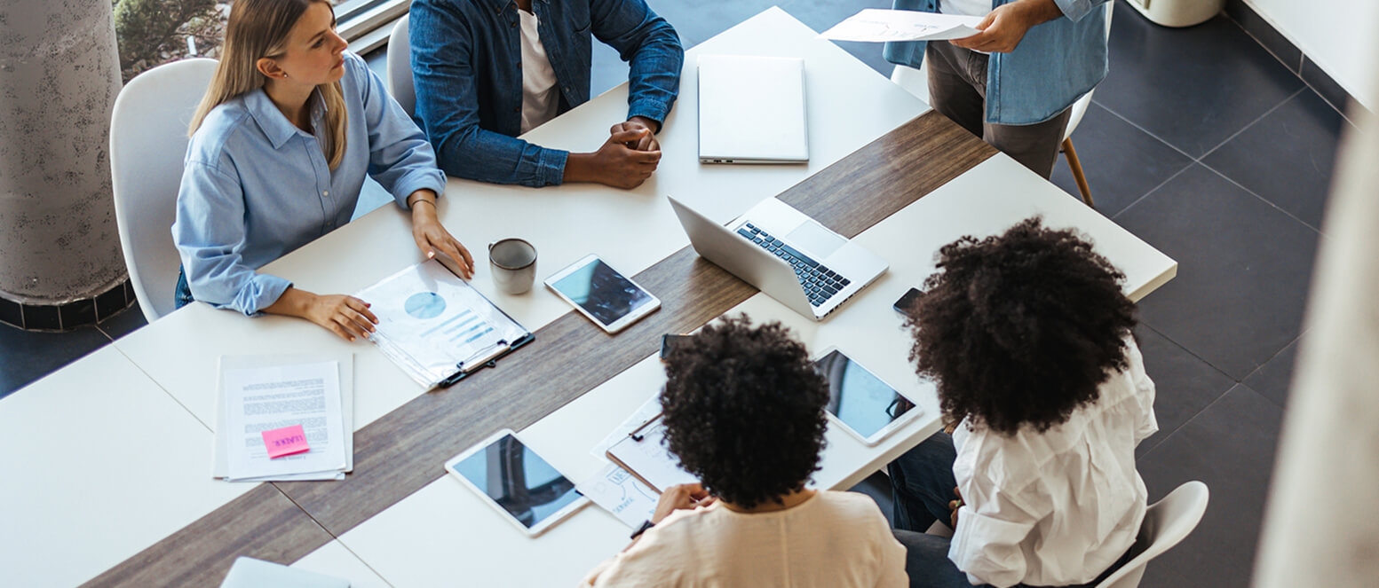 Thumbnail do vídeo de apresentação da Neo Crédito